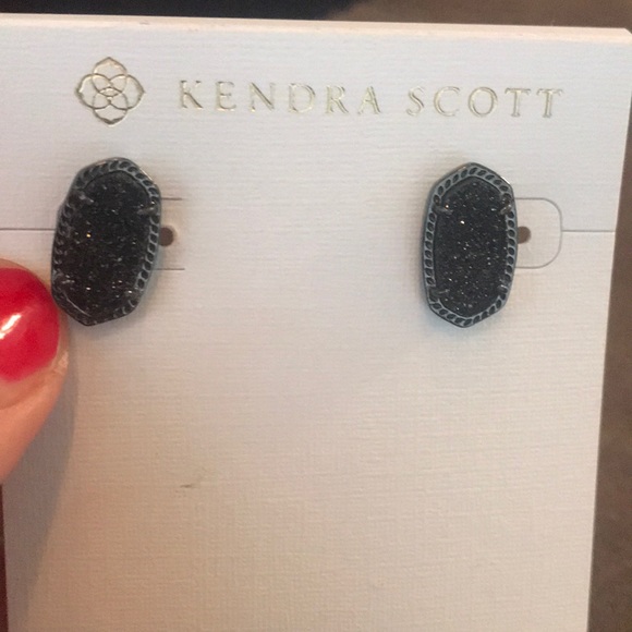 kendra scott Jewelry - Kendra Scott Drusy Ellie black
